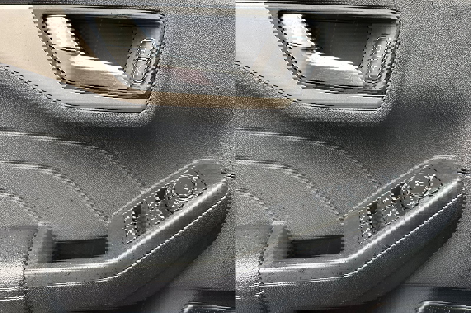 Certified 2022 Ford Escape SEL image 12