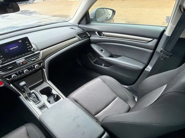 Used 2020 Honda Accord LX image 18