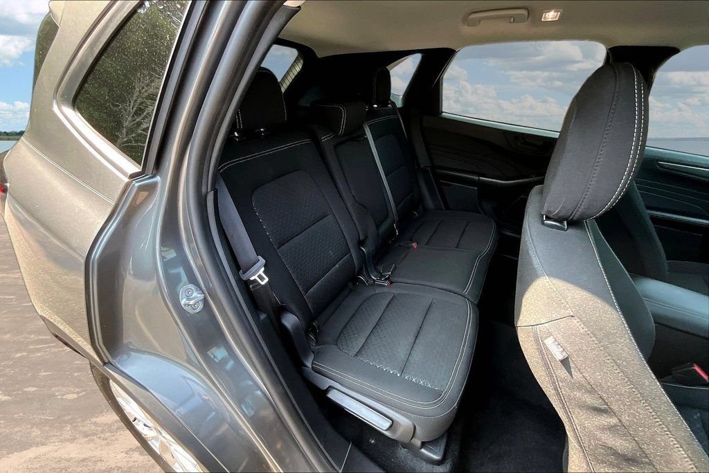 Certified 2025 Ford Escape Active FWD image 27