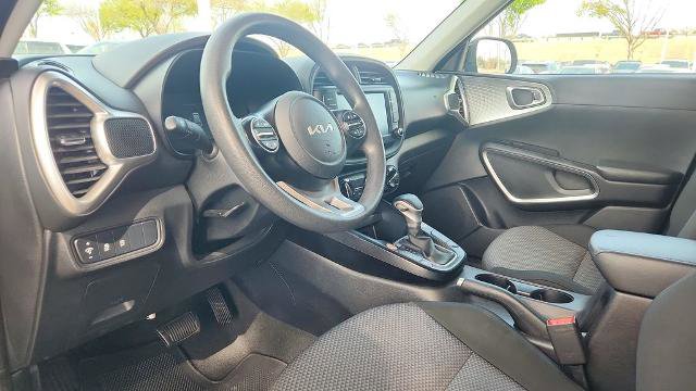 Used 2024 Kia Soul LX w/ Option Group 015 image 9