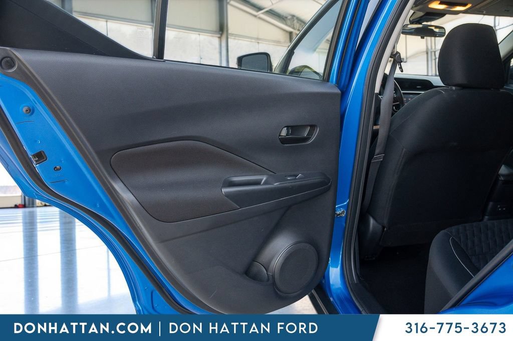 Used 2022 Nissan Kicks S FWD image 15