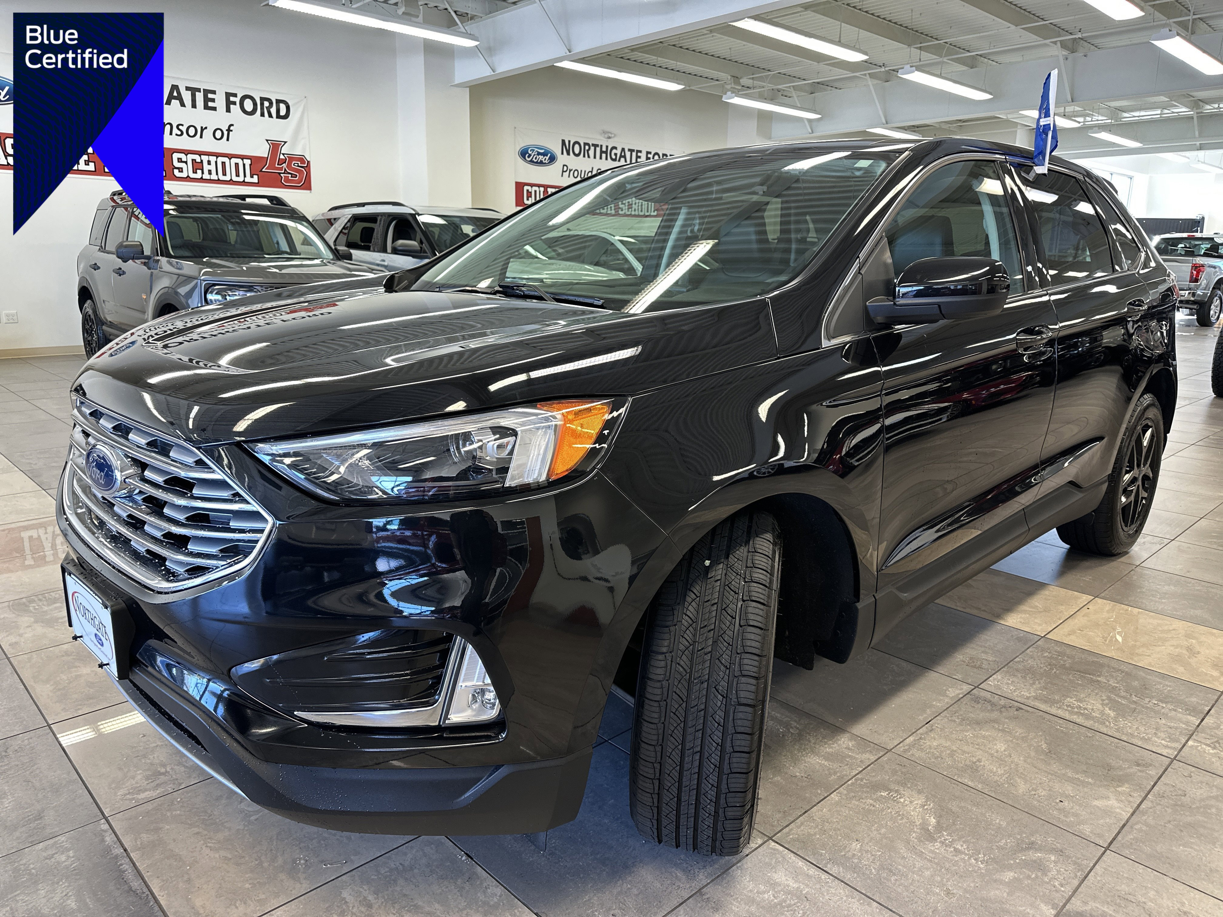 Certified 2022 Ford Edge SEL w/ Convenience Package image 1