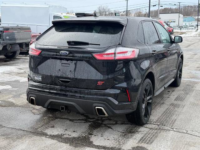 Certified 2020 Ford Edge ST w/ Equipment Group 401A image 4