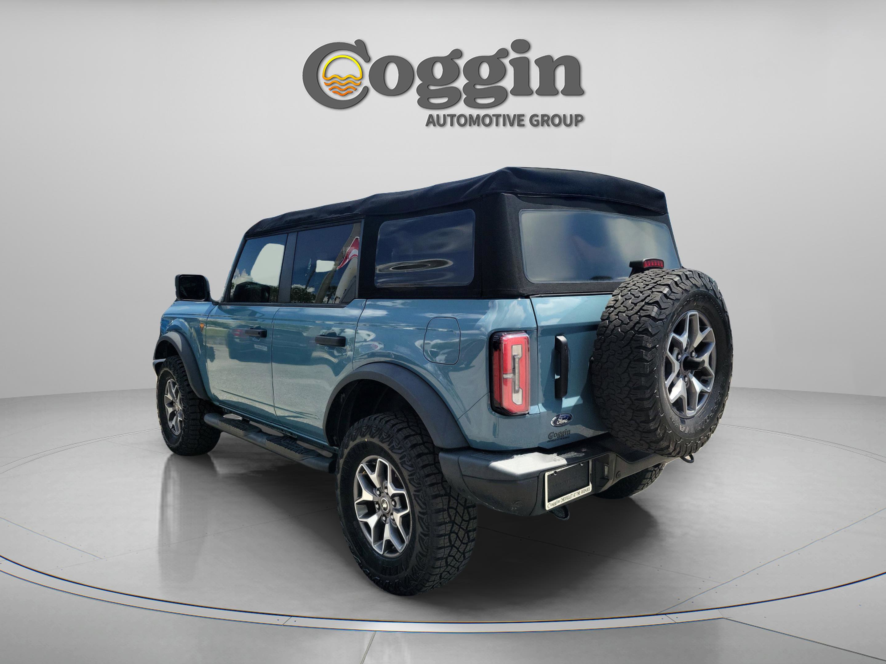 Certified 2022 Ford Bronco Badlands AWD/4WD image 2