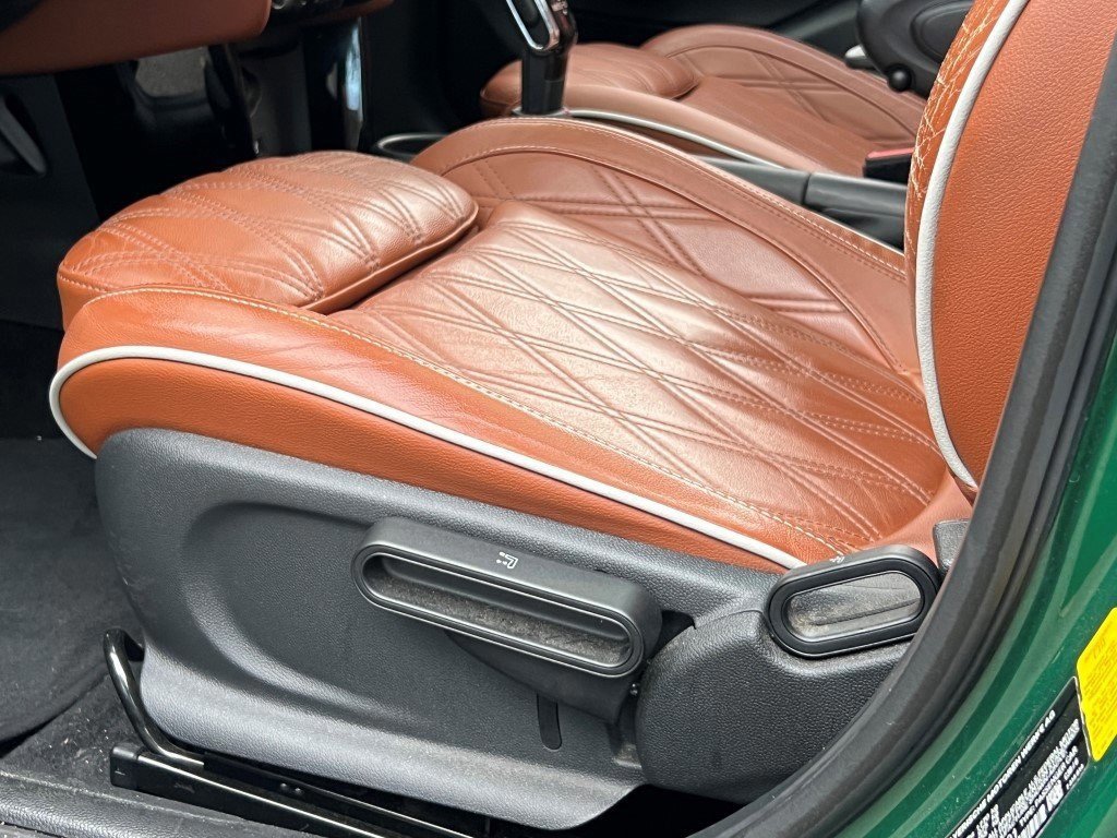 Used 2020 MINI Cooper S image 19