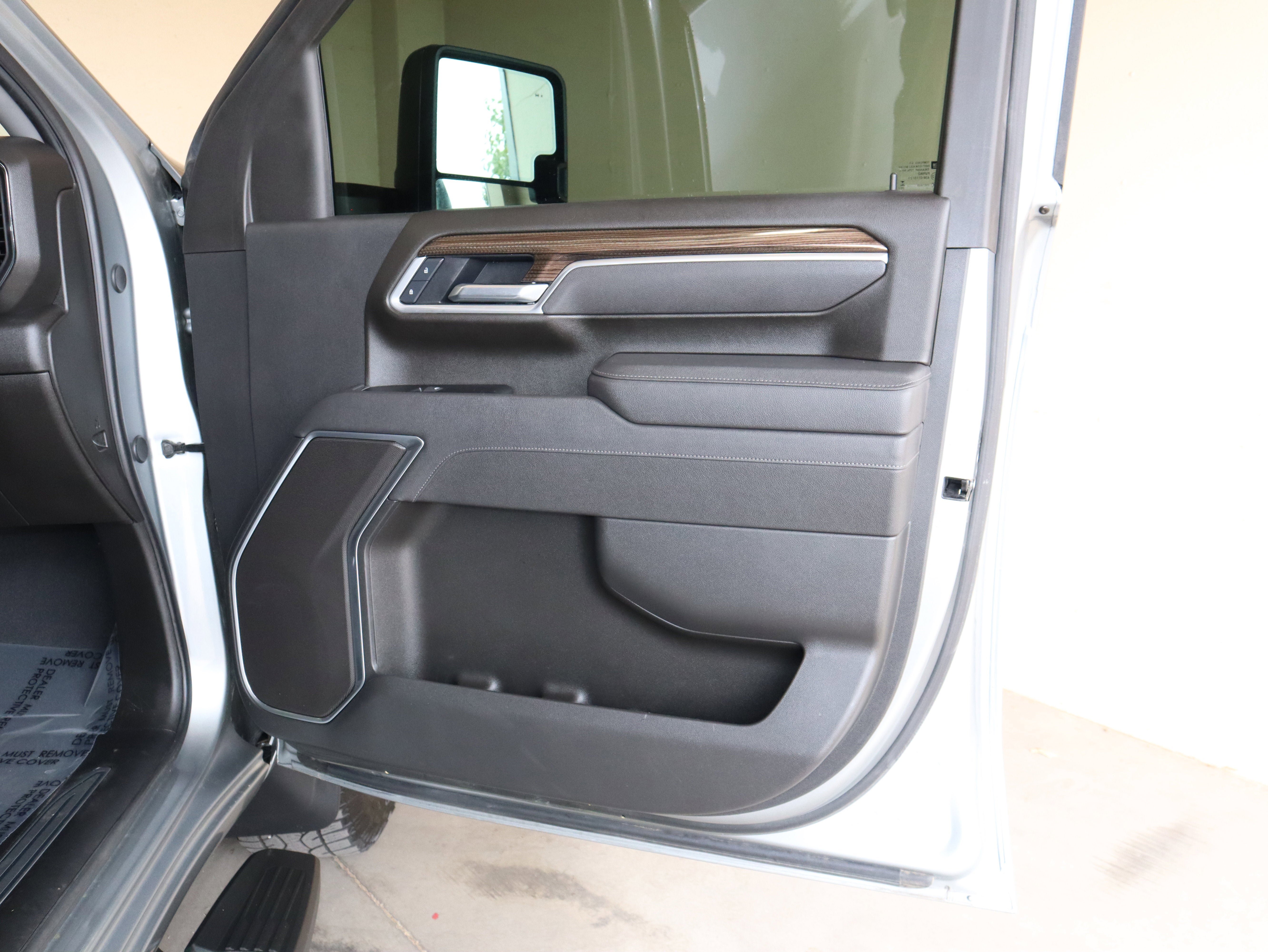 Used 2025 Chevrolet Silverado 2500 LT w/ Texas Edition AWD/4WD image 42