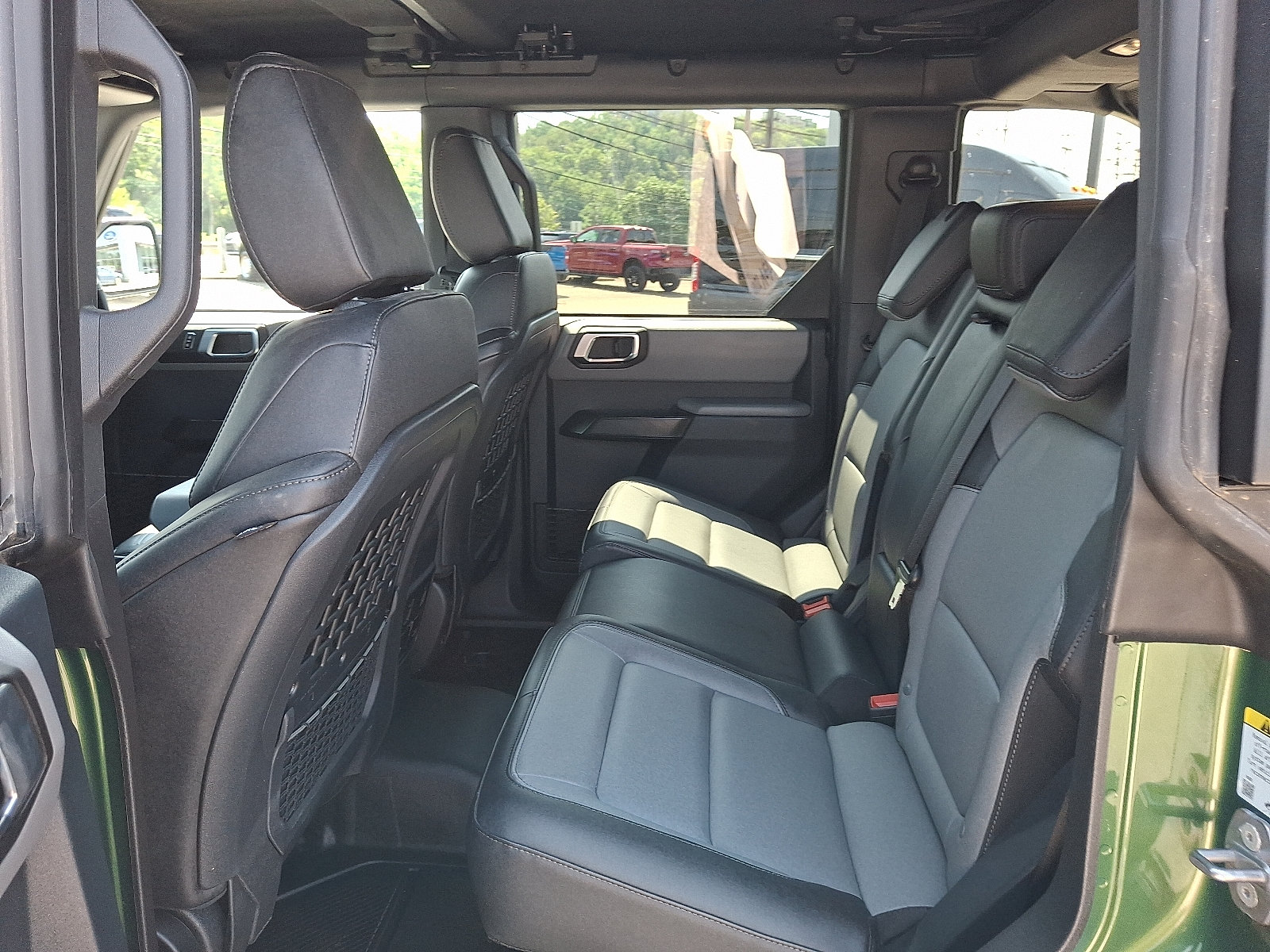 Certified 2024 Ford Bronco Everglades AWD/4WD image 10