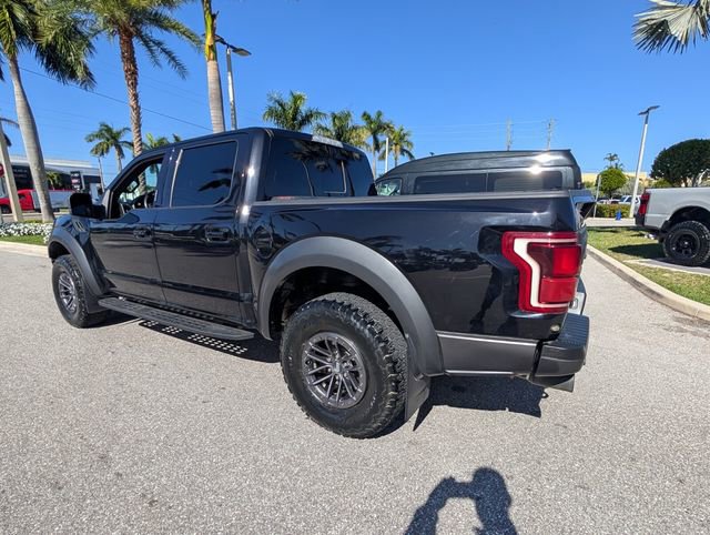 Certified 2019 Ford F150 Raptor w/ Equipment Group 802A Luxury image 15