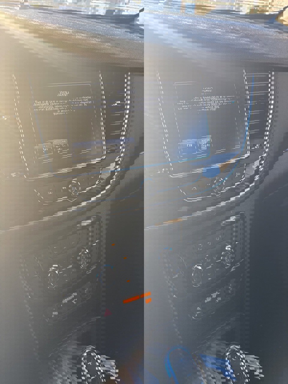 Used 2020 Buick Encore Preferred image 9