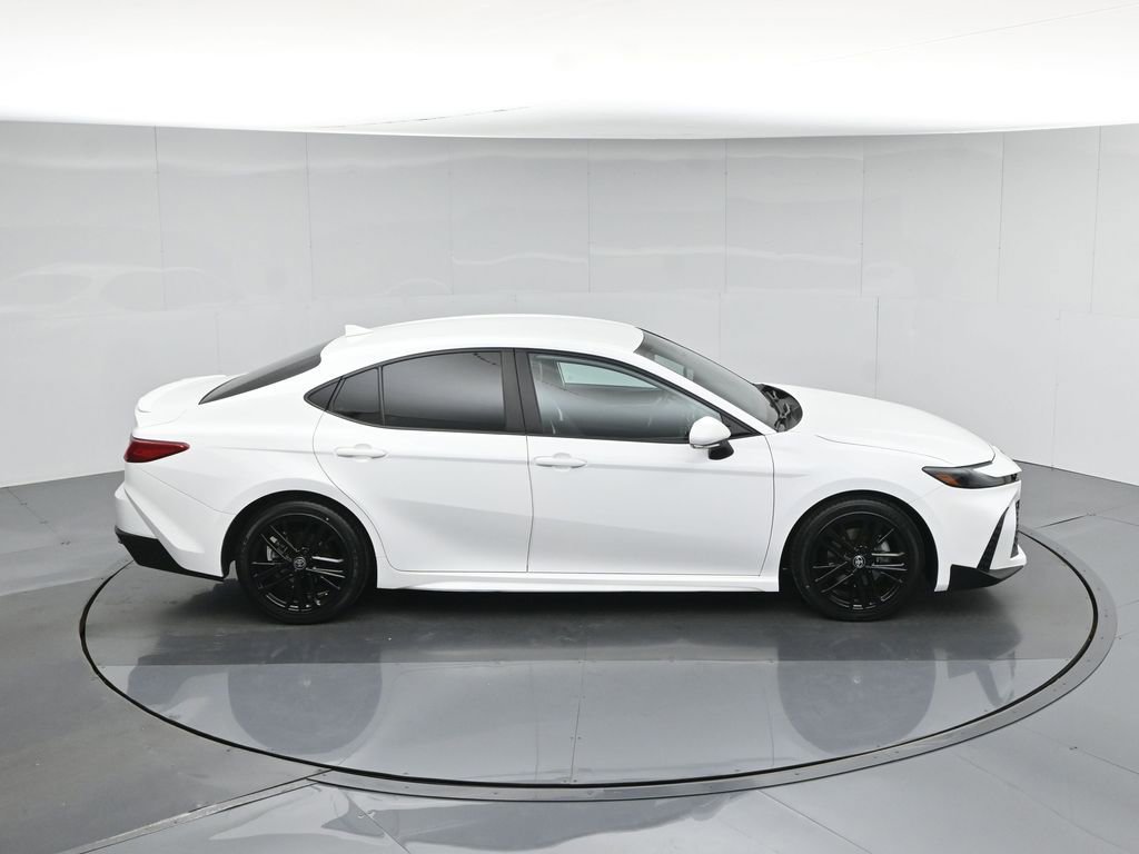Used 2025 Toyota Camry SE FWD image 41