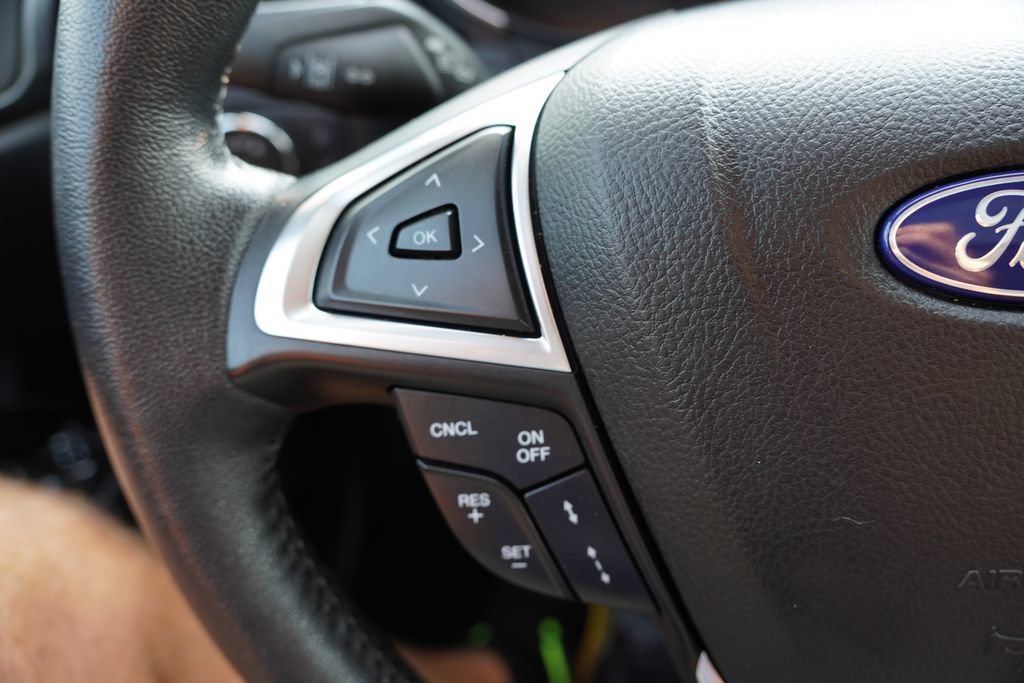 Certified 2020 Ford Fusion Titanium FWD image 32