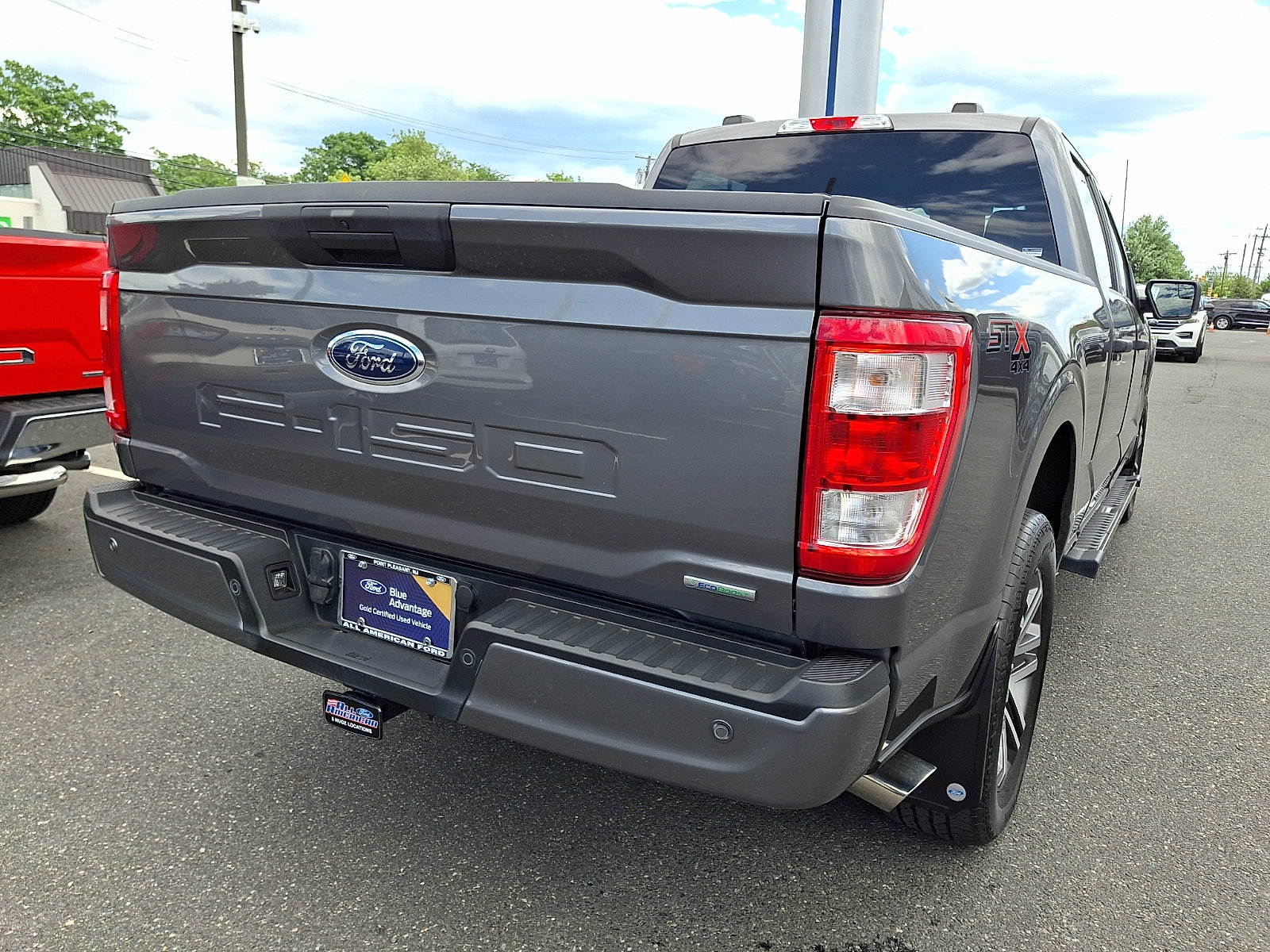 Certified 2022 Ford F150 XL w/ STX Appearance Package AWD/4WD image 10