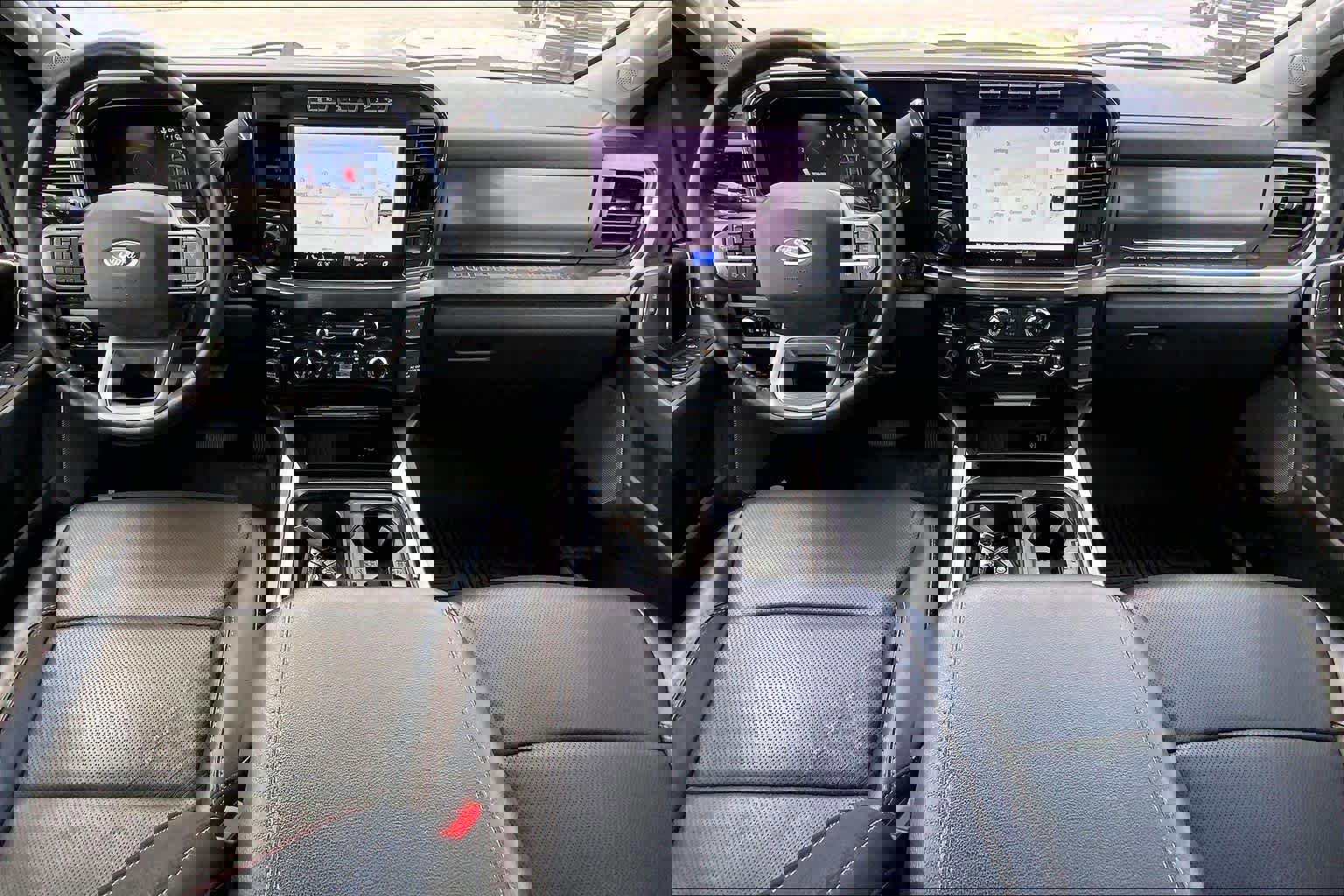 Certified 2024 Ford F250 Lariat w/ Lariat Ultimate Package image 15