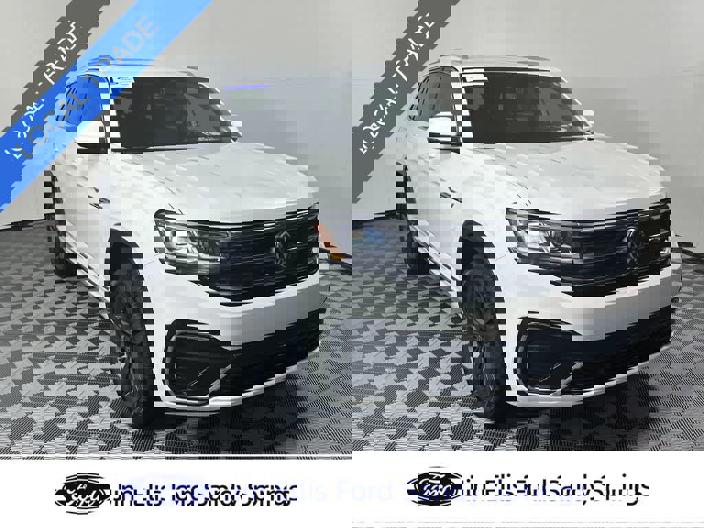 Used 2022 Volkswagen Atlas Cross Sport SEL R-Line image 10