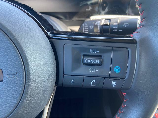 Used 2026 Nissan Kicks SR FWD image 21