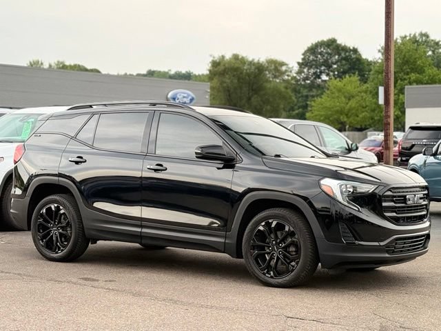 Used 2021 GMC Terrain SLE w/ Driver Convenience Package AWD/4WD image 29