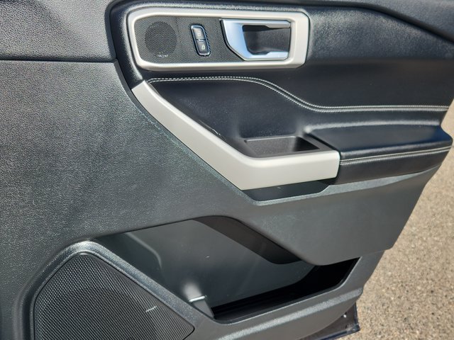 Certified 2022 Ford Explorer XLT w/ Equipment Group 202A RWD image 16