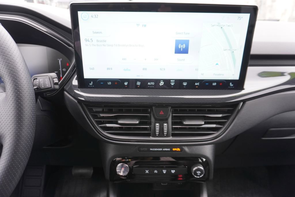 Certified 2025 Ford Escape ST-Line w/ Tech Pack #1 image 10