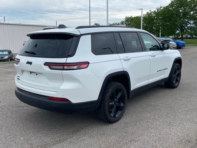 Used 2024 Jeep Grand Cherokee L Altitude AWD/4WD image 3