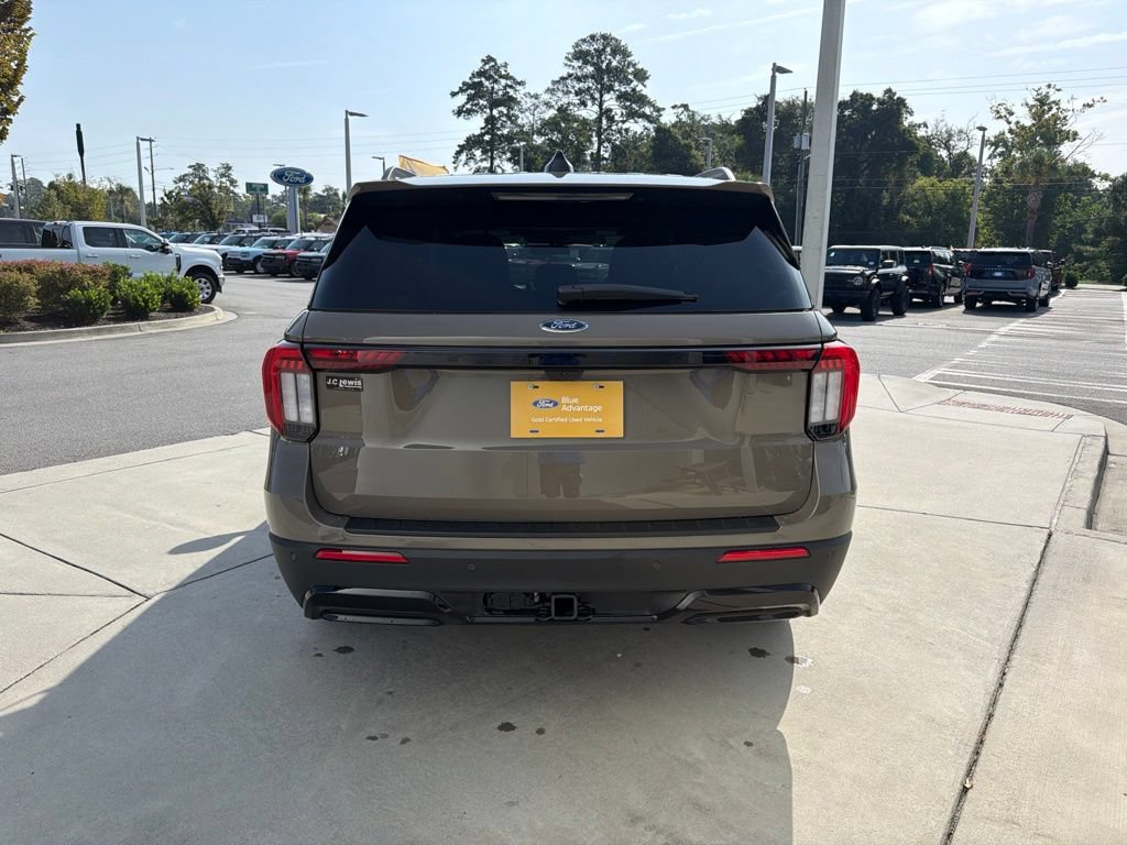 Certified 2026 Ford Explorer ST-Line RWD image 7