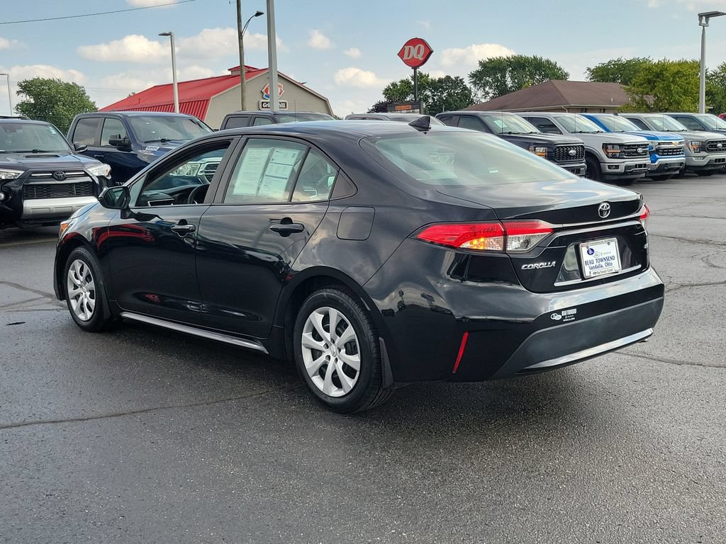 Used 2020 Toyota Corolla LE FWD image 6