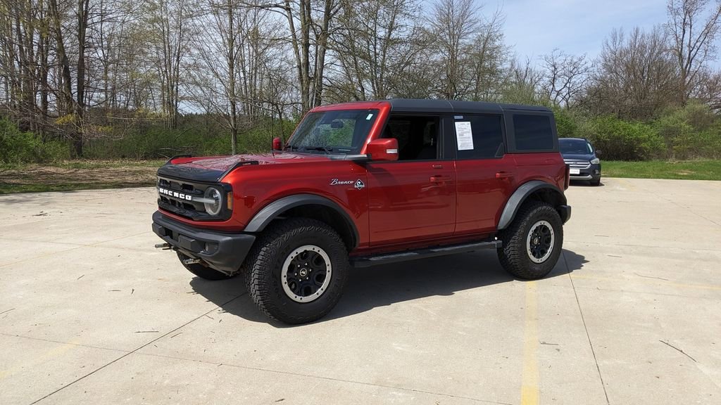 Certified 2022 Ford Bronco Outer Banks w/ Sasquatch Package AWD/4WD image 7