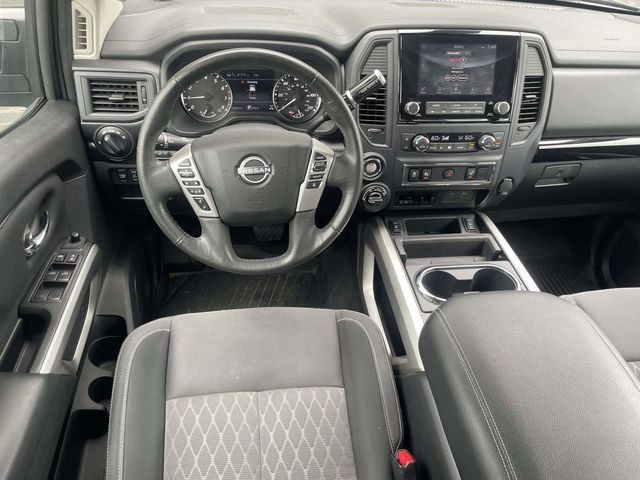 Used 2024 Nissan Titan SV w/ SV Convenience Package AWD/4WD image 15