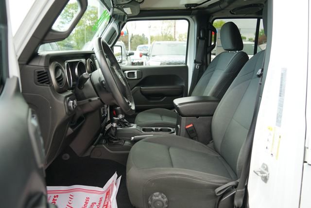 Used 2018 Jeep Wrangler Unlimited Sport S AWD/4WD image 12