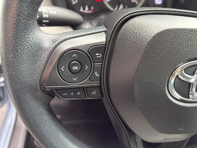 Used 2021 Toyota Corolla LE image 17