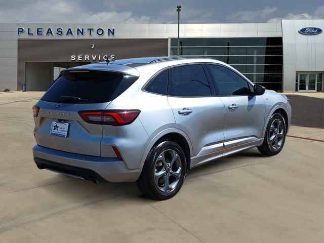 Certified 2024 Ford Escape ST-Line w/ Tech Pack #1 FWD image 5