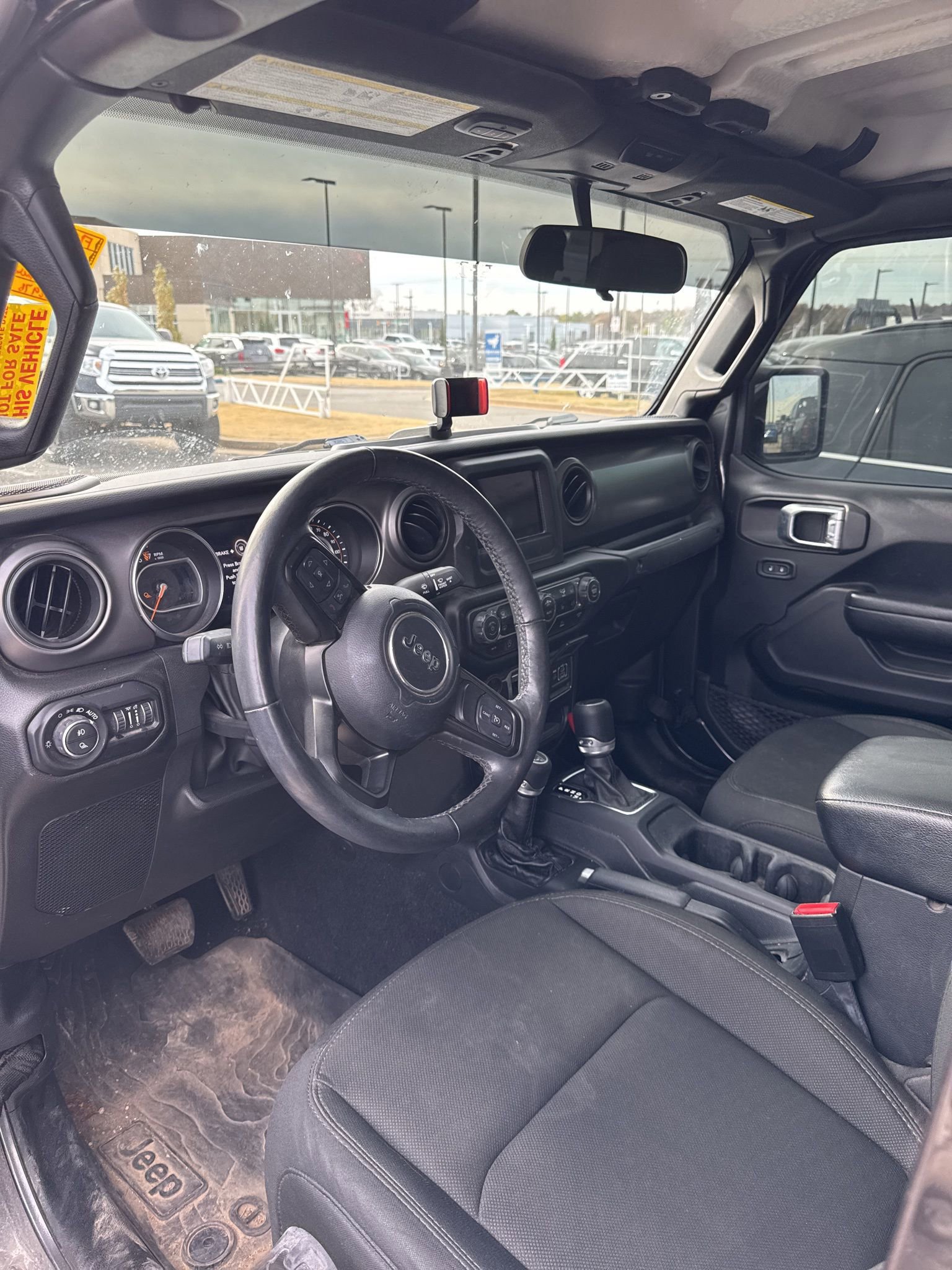 Used 2022 Jeep Gladiator Sport image 5