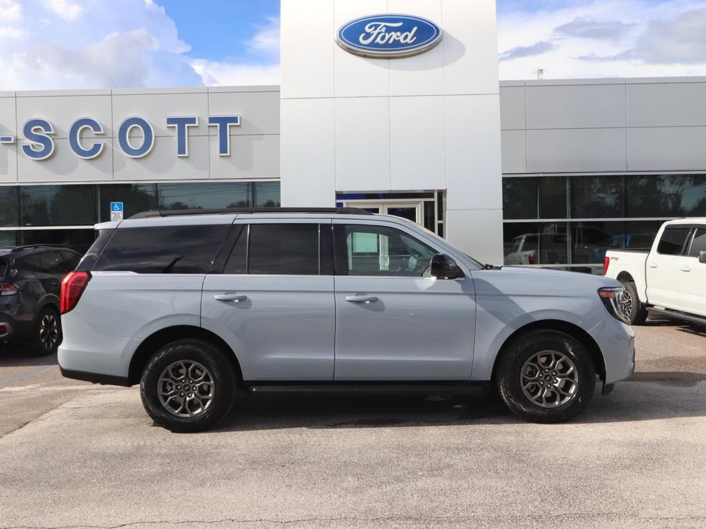 Certified 2025 Ford Expedition Active RWD image 18
