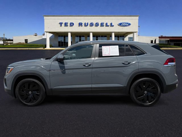 Used 2024 Volkswagen Atlas Cross Sport SE AWD/4WD image 9