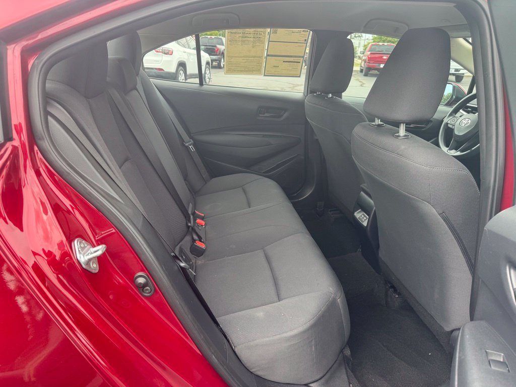 Used 2025 Toyota Corolla LE FWD image 18