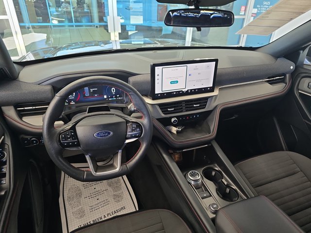 Certified 2025 Ford Explorer ST-Line image 11
