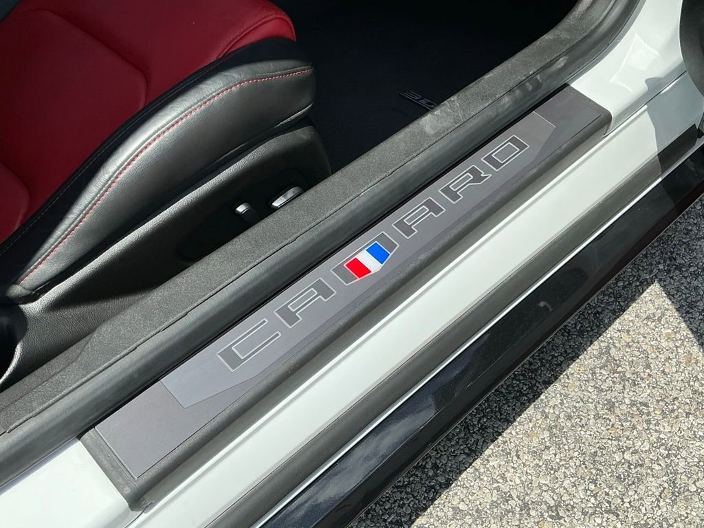 Used 2022 Chevrolet Camaro SS RWD image 19