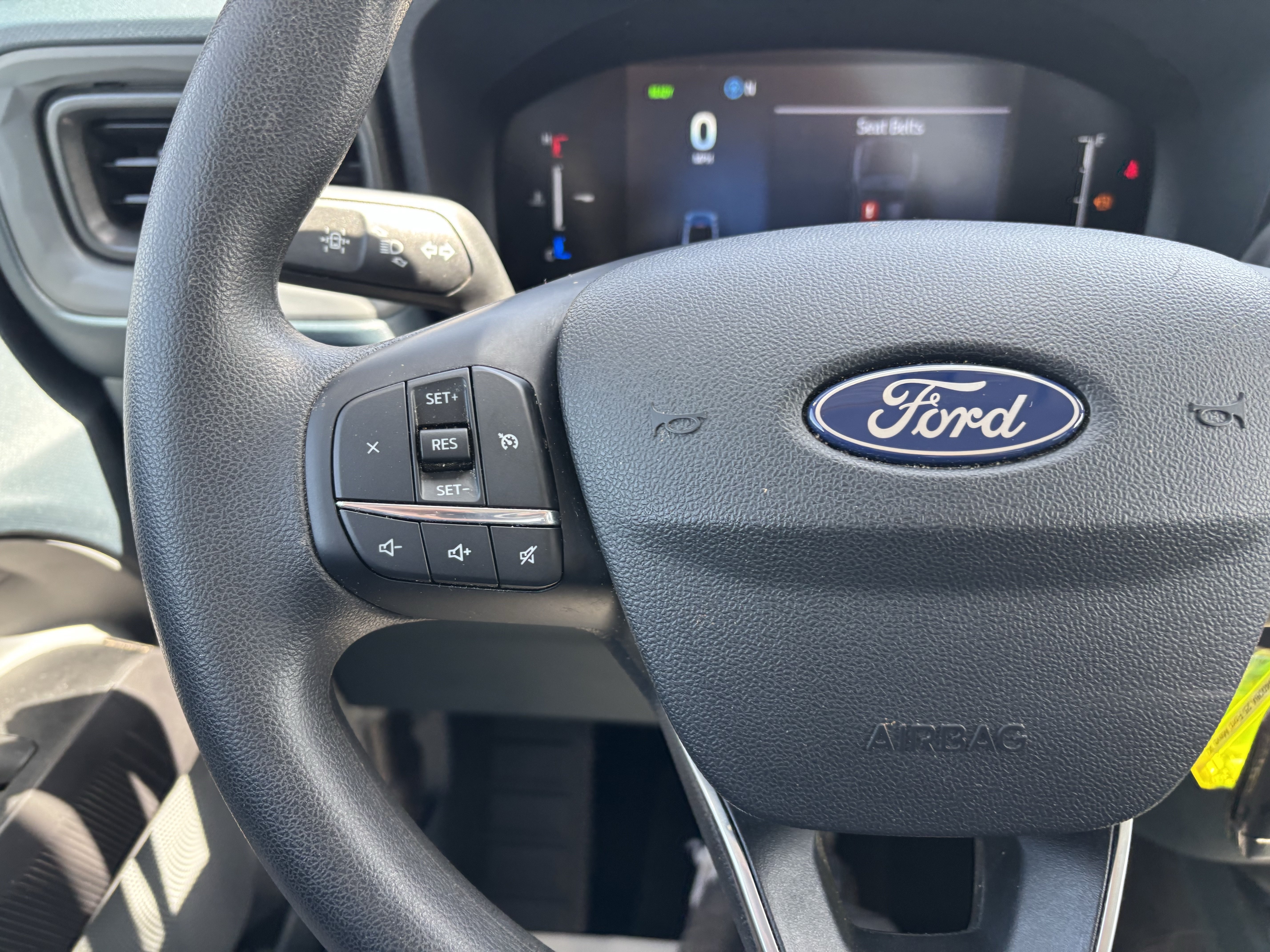 Certified 2025 Ford Maverick XL FWD image 27