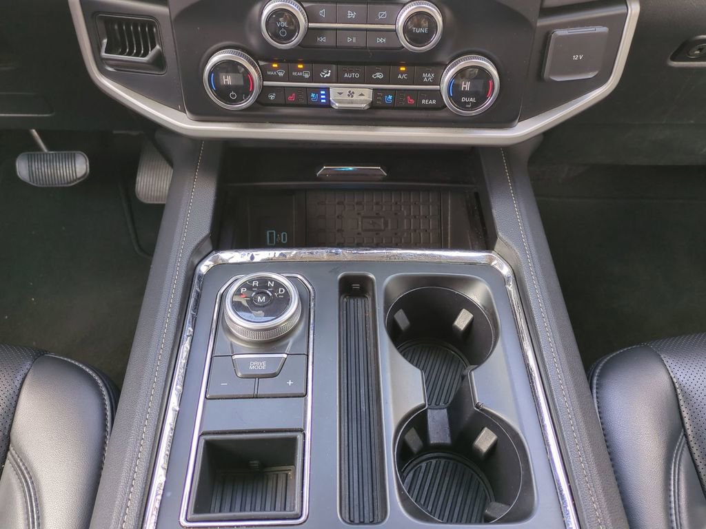 Certified 2024 Ford Expedition XLT image 19