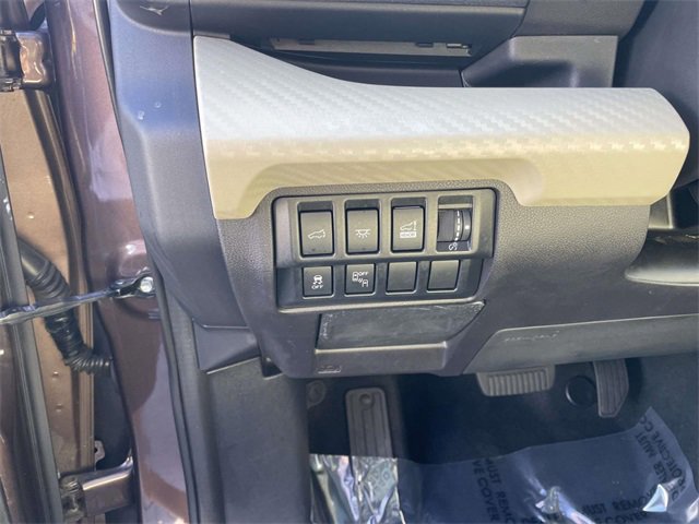 Used 2020 Subaru Ascent Premium w/ Sport Package image 17