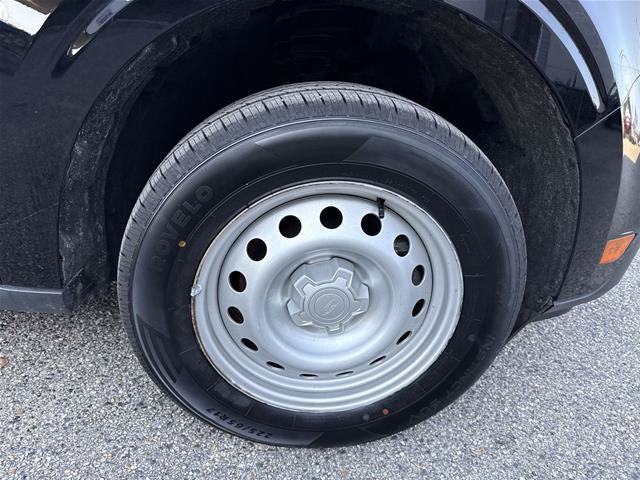 Certified 2022 Ford Maverick XL FWD image 17