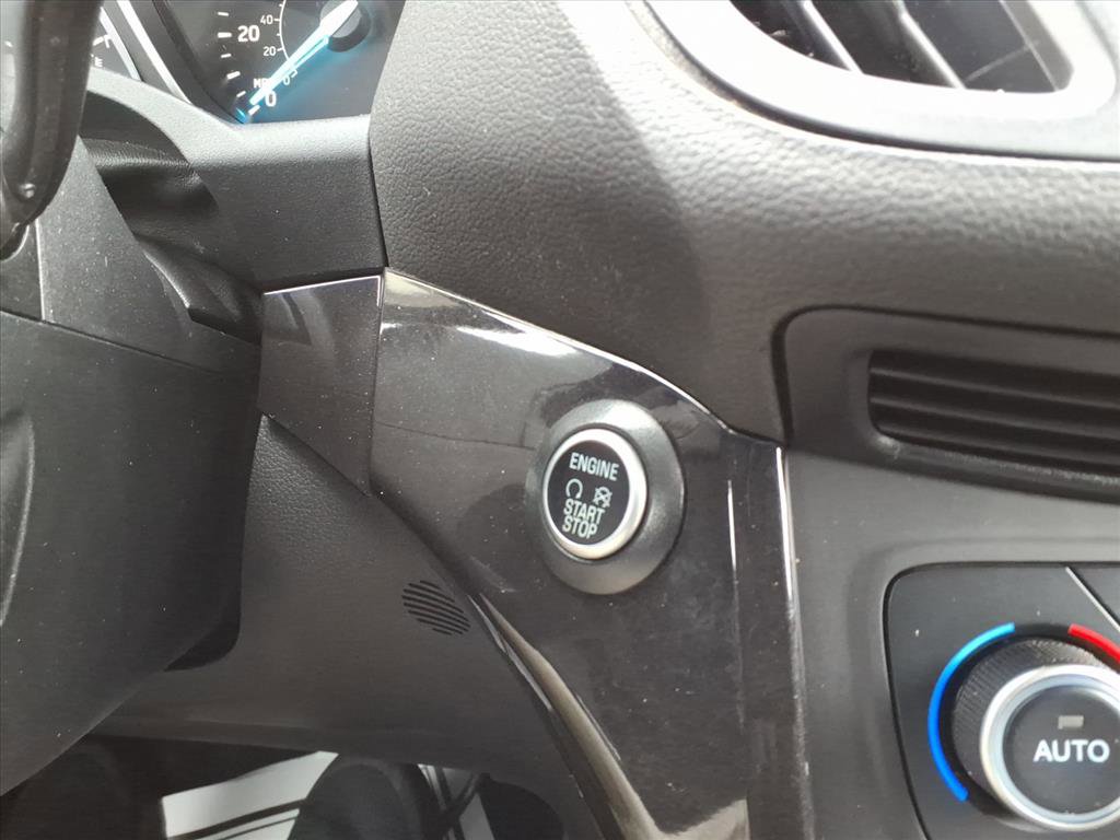 Certified 2018 Ford Escape Titanium w/ Ford Safe & Smart Package image 25