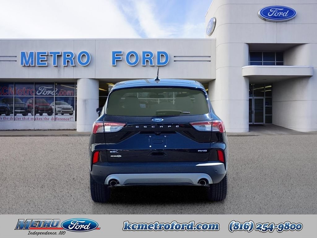 Certified 2022 Ford Escape SEL AWD/4WD image 4