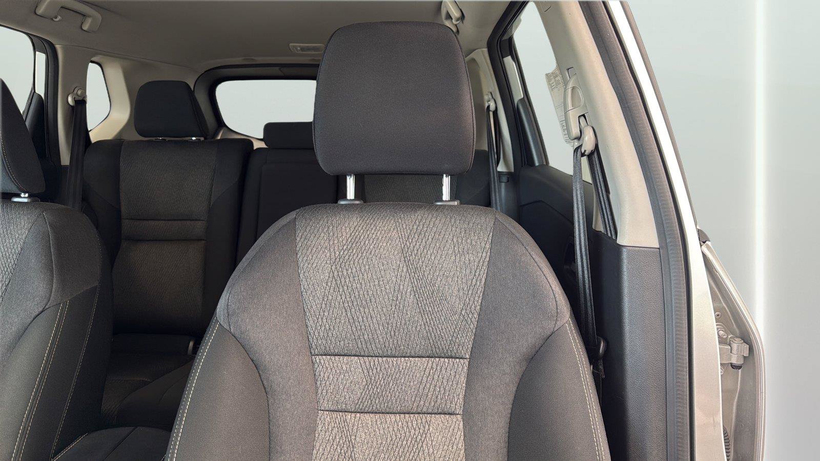 Used 2024 Nissan Rogue SV AWD/4WD image 21