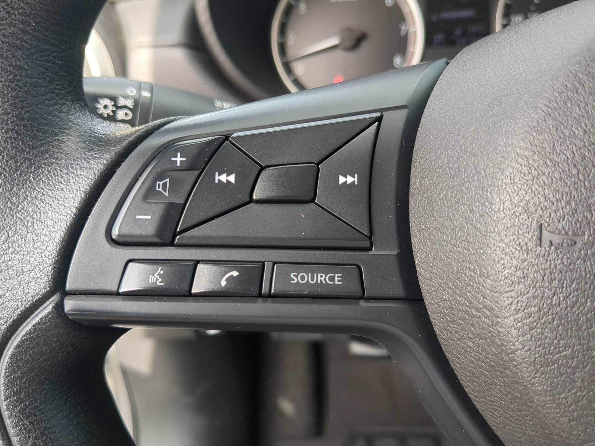 Used 2024 Nissan Versa S w/ S Plus Package FWD image 61