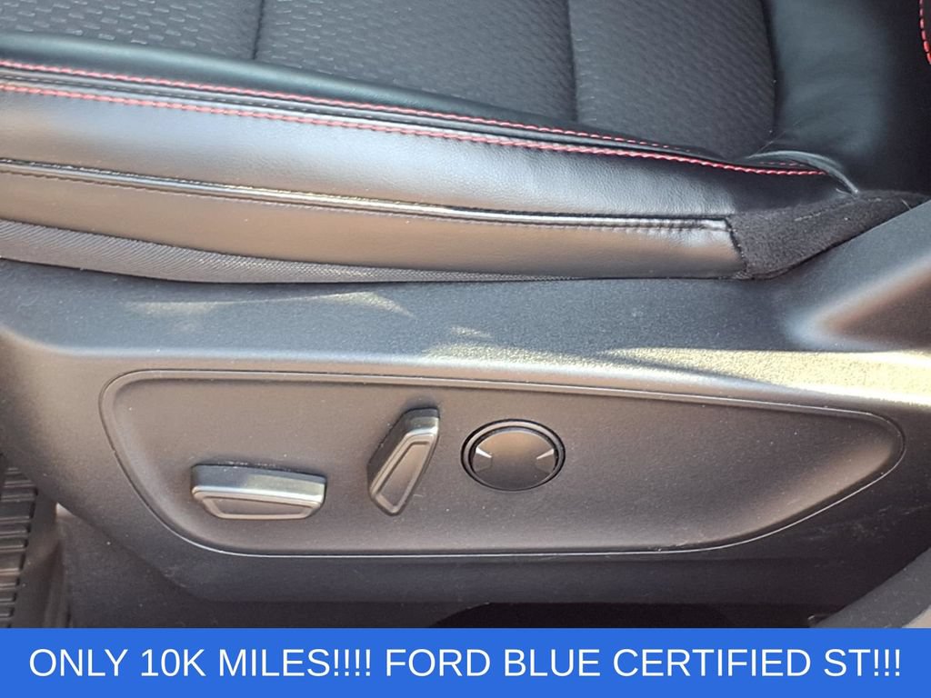 Certified 2024 Ford Escape ST-Line w/ Tech Pack #1 AWD/4WD image 4