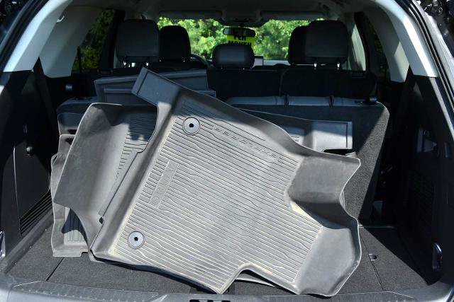 Certified 2025 Ford Explorer Active w/ Active Comfort Package AWD/4WD image 18