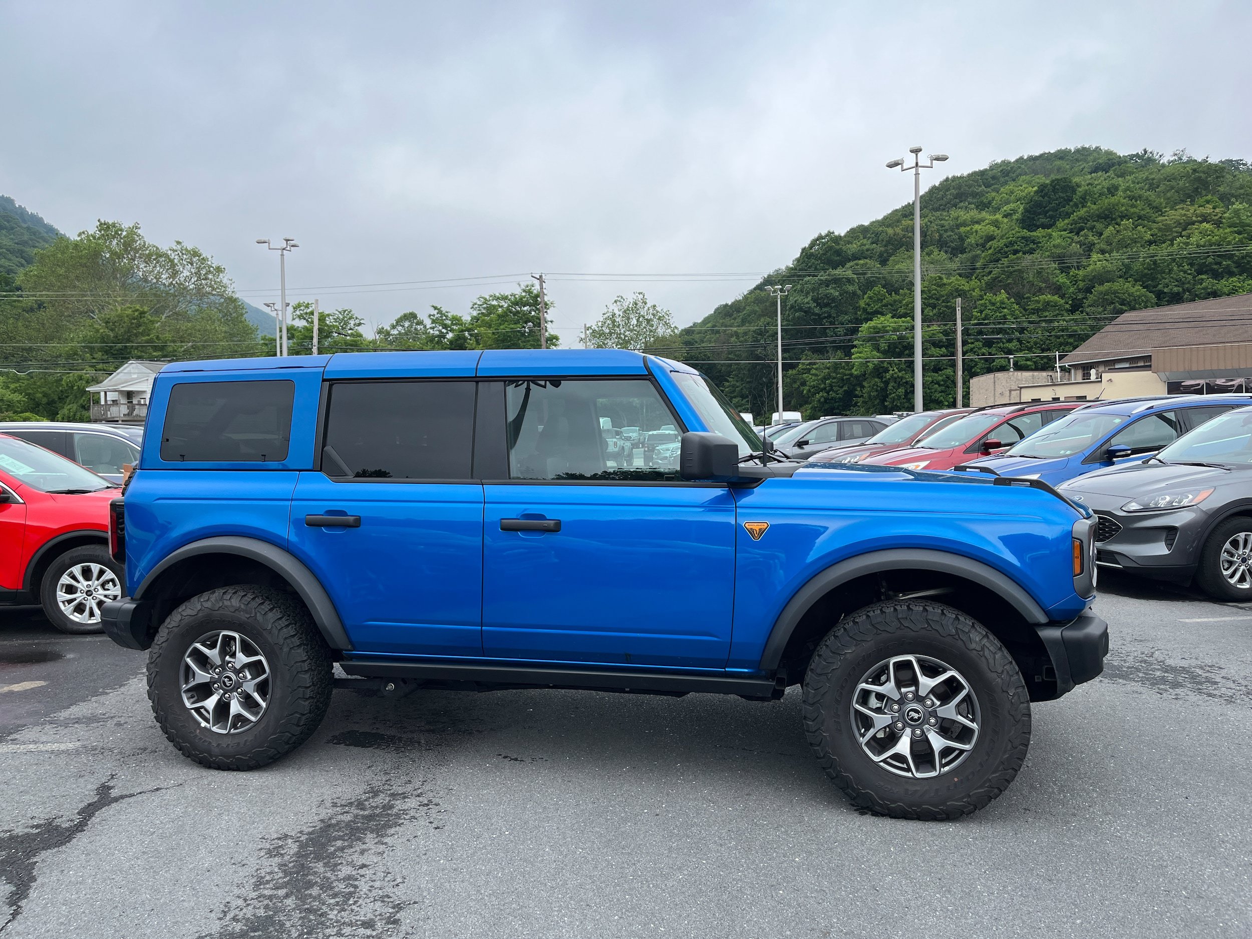 Certified 2025 Ford Bronco Badlands AWD/4WD image 5