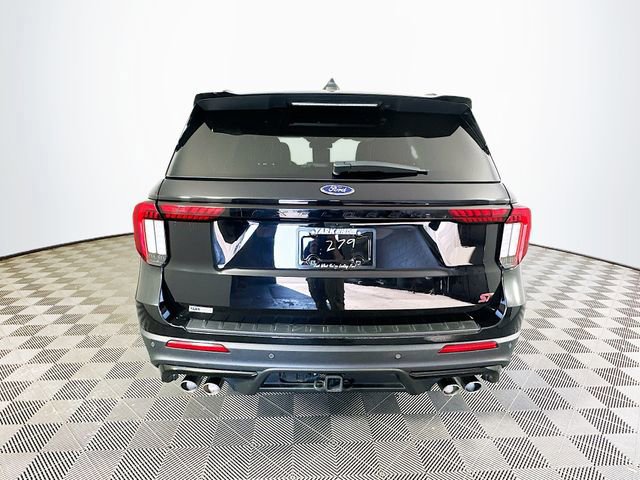 Certified 2025 Ford Explorer ST image 4