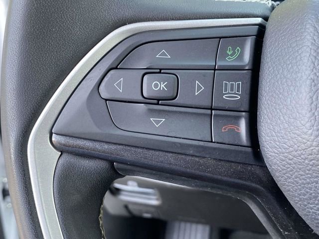 Used 2023 Jeep Grand Cherokee Altitude image 25