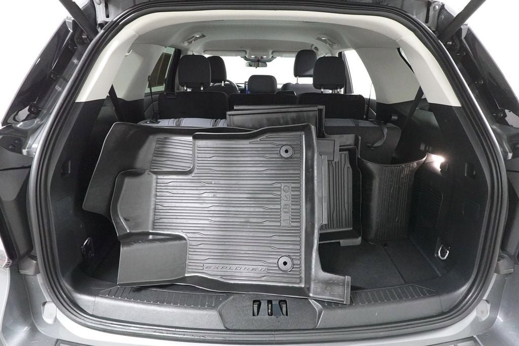 Certified 2025 Ford Explorer Active AWD/4WD image 31
